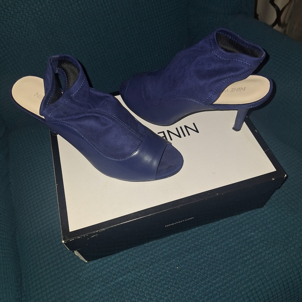 Nine West Women's Blue Peep Toe Heels